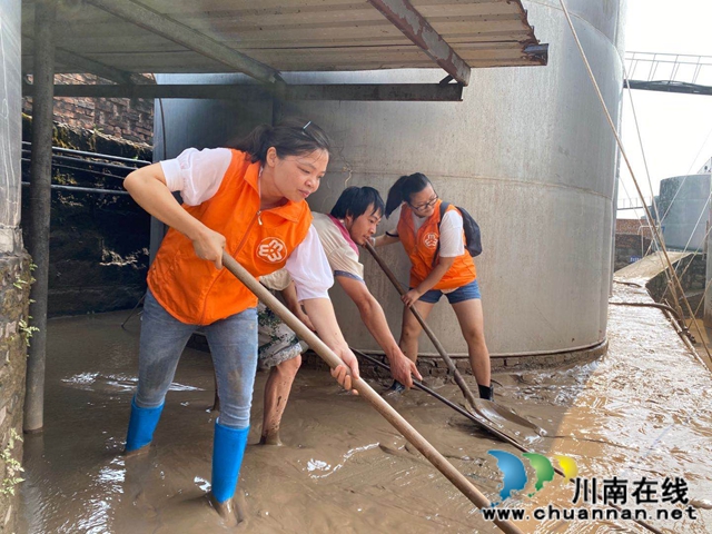 泸县太伏镇：人民至上 筑牢防洪抢险坚固防线(图10)