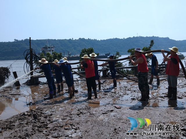 泸县太伏镇：人民至上 筑牢防洪抢险坚固防线