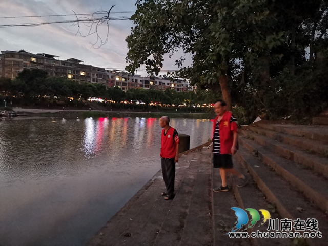 泸县玉蟾街道开展河长制及禁钓巡查工作(图3)