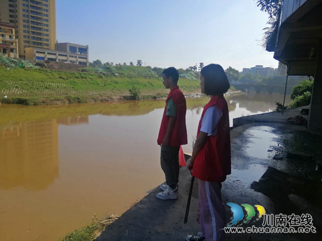 泸县玉蟾街道开展河长制及禁钓巡查工作