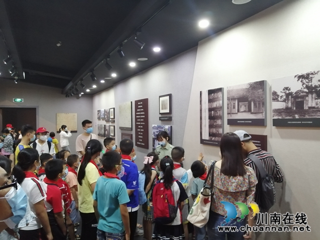 龙马潭区小市街道社区“党带团  队旗飘飘”暑期活动圆满成功(图3)