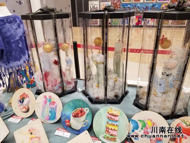 泸州：艺术画展“花式”来袭，开学季要你“好看”(图4)