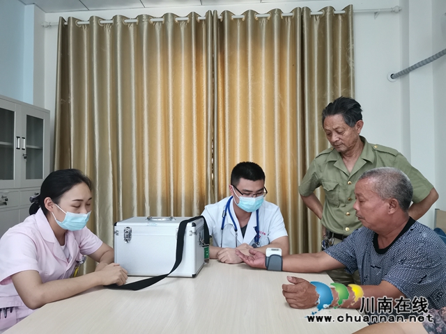 幸福大院建到家门口 泸县嘉明镇狮子村农村养老不离土(图2)