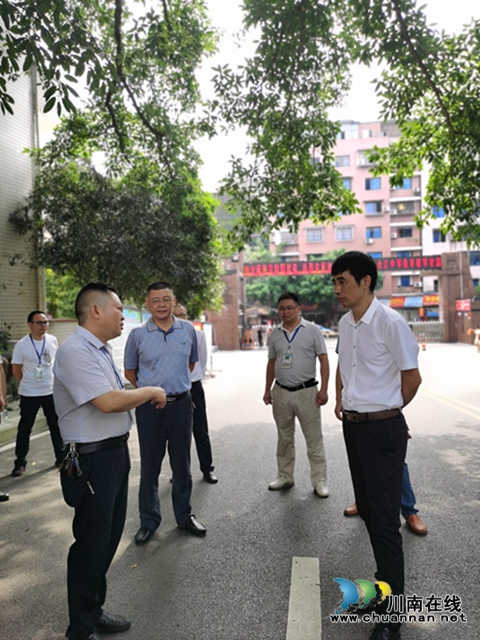 宋远平到合江中学检查开学工作(图2)