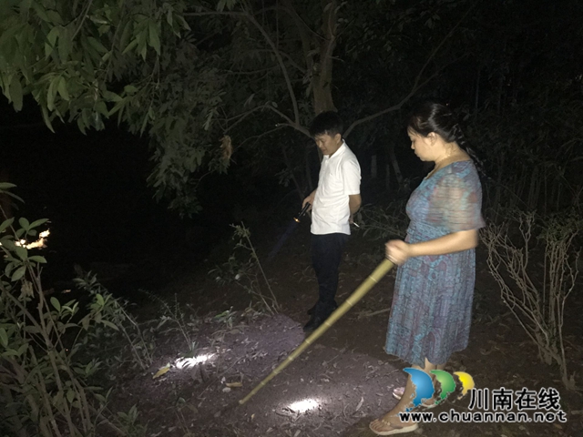 泸县玉蟾街道开展“中元节”移风易俗劝导工作(图1)