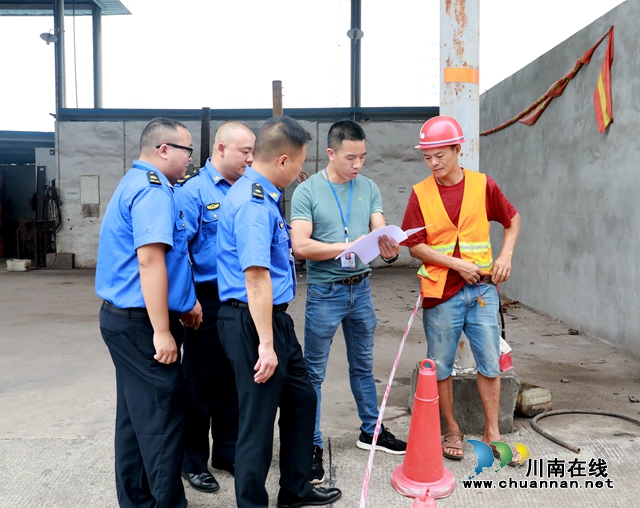 龙马潭：违建广告牌撤下去 文明安全换上来！(图4)