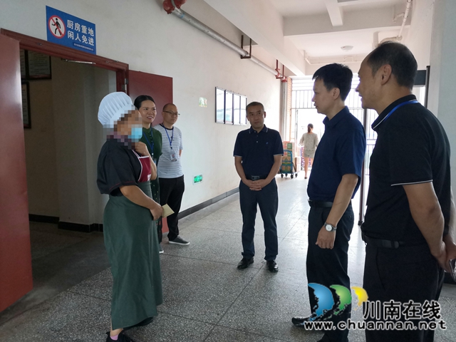 王坤到叙永三中检查开学工作(图2)