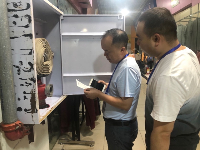 全力保“金牌”，泸州市场监管人周末无休！(图21)