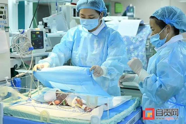 自贡首例龙凤胎试管婴儿诞生！(图2)