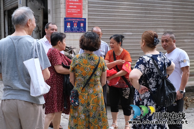 龙马潭区小市街道：退休党员发挥余热 助力文明城市建设(图7)