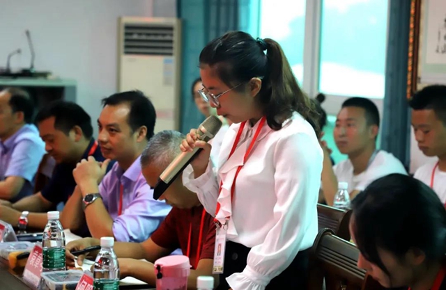 教师节,泸州福欣医院为泸二外全体教师献上一份特殊礼物!(图5) 教师节,泸州福欣医院为泸二外全体教师献上一份特殊礼物!(图5)