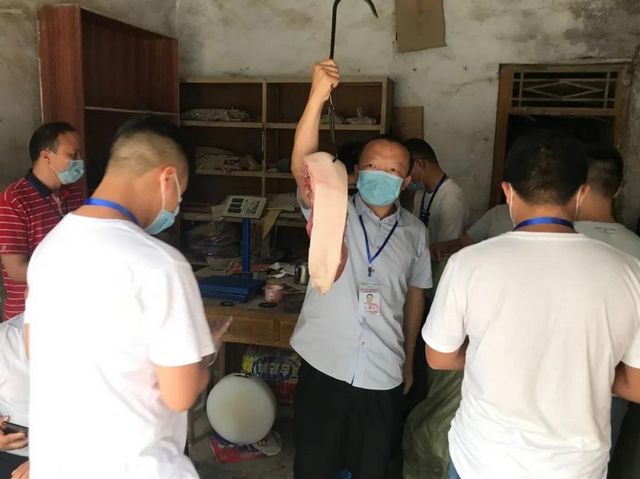 1500余斤！宜宾集中销毁一批未经检疫和检验猪肉(图3)