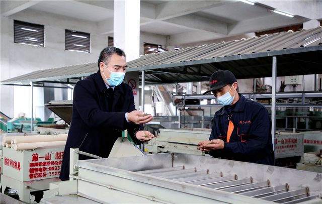 【关注】乡村振兴｜四川纳溪：“特聘村主任”显担当(图5)