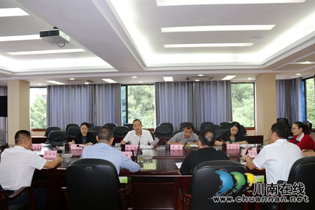 泸州市政府到合江县调研人民调解员队伍建设工作
