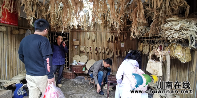 关注特色风土人情 江苏卫视《从长江的尽头回家》节目组来合江踩点(图4)
