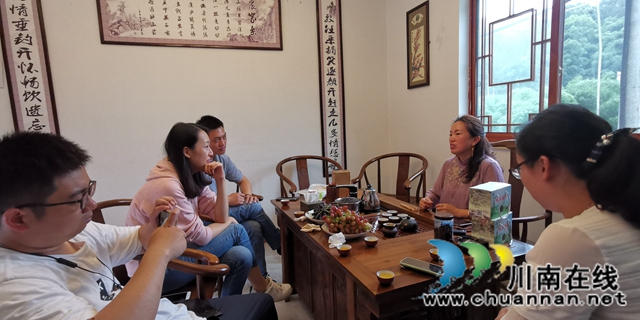 关注特色风土人情 江苏卫视《从长江的尽头回家》节目组来合江踩点(图2)