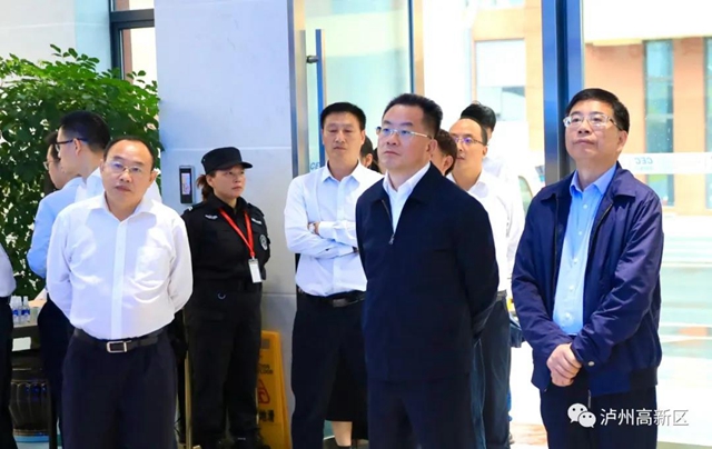 重庆市涪陵区党政代表团莅临泸州国家高新区考察(图3)