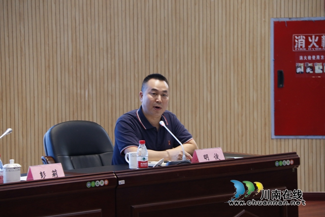 泸州市学校食品安全工作现场会在龙马潭区召开(图7)