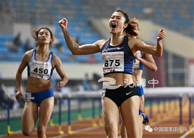 内江出了女“刘翔”！这个漂亮甜妹刚刚拿下全国田径锦标赛女子100米栏冠军