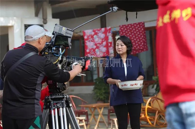 全程内江取景！央视新剧准时开播，网友直呼：太熟悉了！(图2)