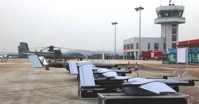 飞起来！四川首个B类飞行服务站在自贡启用(图4)