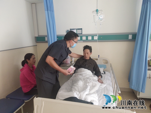 纳溪：案款送至病榻前，司法为民人心暖(图2)
