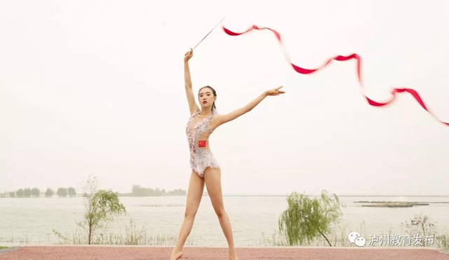 请为泸州籍运动员邹凯、杨健、舒思瑶点赞！他们正在参加四川体育影响力人物评选(图3)