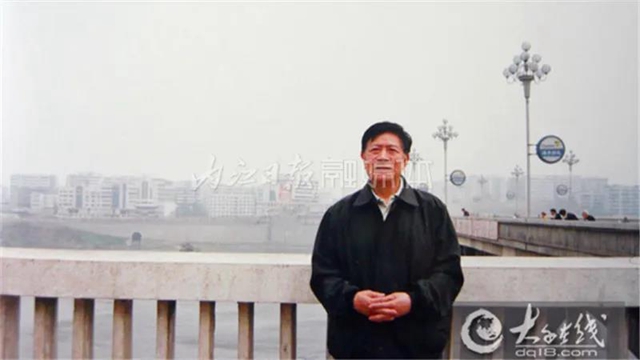 名人遗作+甜城美景！这首老歌，把内江唱红了(图3)