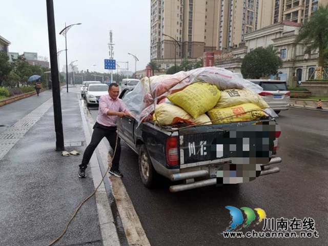 微信带货  泸州援藏干部为乡城县辣椒找销路(图2)