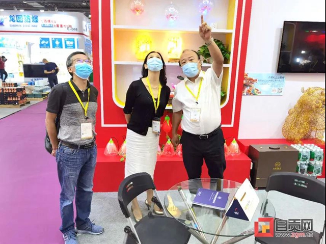 灯城之灯赴灯都！自贡彩灯再度走出家门(图6)