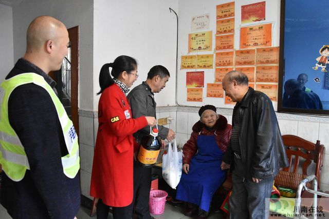 玉蟾街道开展“我们的节日·重阳节”主题活动(图1)