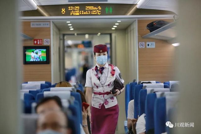 高铁“公交化”！内江往返成渝提速降价(图2)