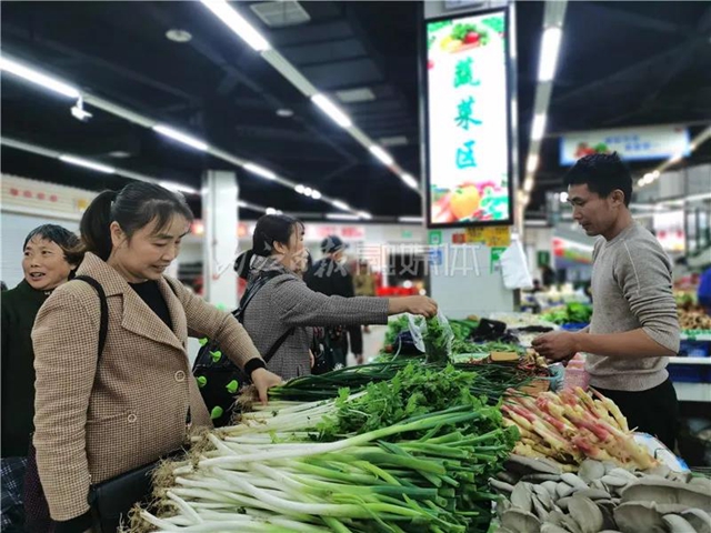 18项指标测评！内江城区农贸市场穿“新装”(图5)