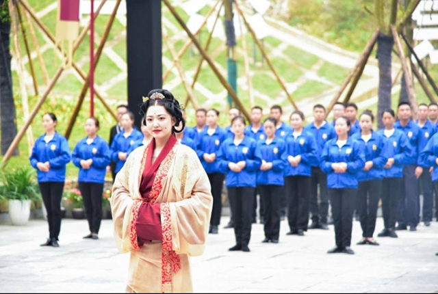 郎酒重阳下沙丨吴家沟生态酿酒区启用，董卿来现场了！(图15)