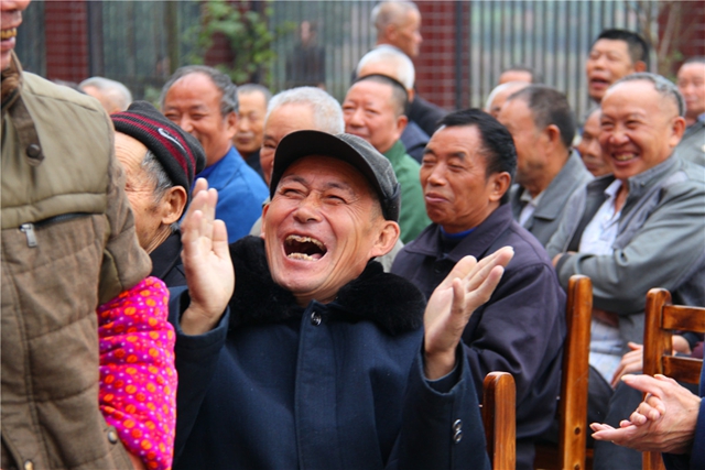 江阳区新联会在江北镇敬老院举办“伴晚义仓”公益活动(图1)
