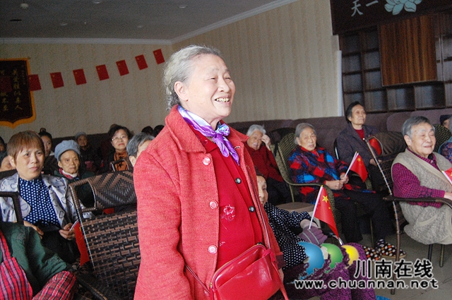 江阳区北城街道旺江公寓隆重庆祝重阳佳节(图4)
