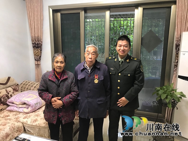 忆峥嵘，送温情！龙马潭区罗汉街道看望抗美援朝老兵(图8)