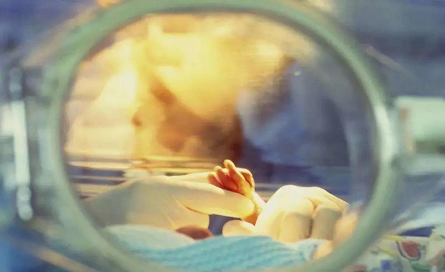 【扩散】全网找人！提前来到人世间的最萌宝宝(图1)