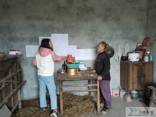 百和镇开展2020年脱贫攻坚迎省检成效考核全覆盖复查复核(图1)