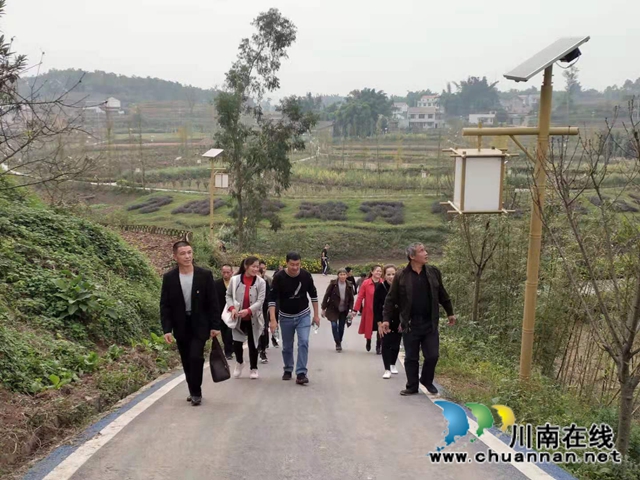 宜宾南溪区长兴镇红德村党支部组织开展主题党日活动(图2) 宜宾南溪区长兴镇红德村党支部组织开展主题党日活动(图2)