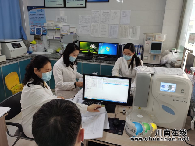 泸县百和镇卫生院组织开展医学知识理论学习(图2)