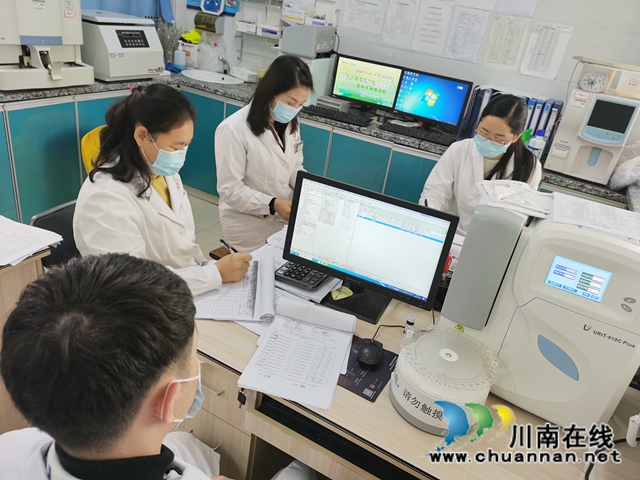 泸县百和镇卫生院组织开展医学知识理论学习(图3)