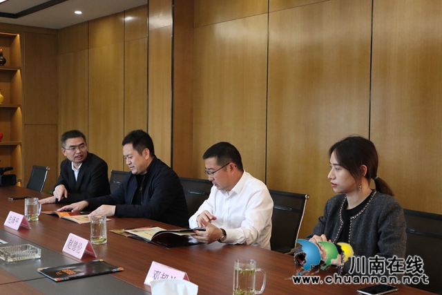 泸州市教体局到泸县云龙镇调研企业和学校运行情况(图5)