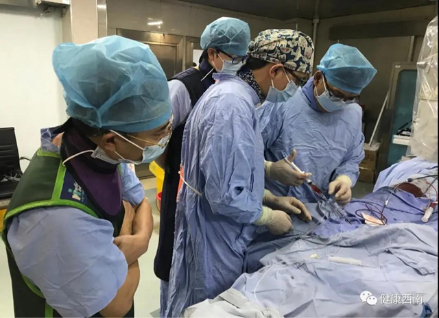 西南医大附院被授予“中国房颤中心”荣誉称号(图5)