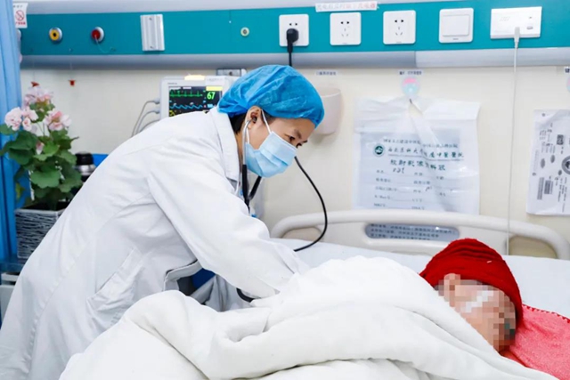 【致敬】全省表彰大会，他们在蓉城得到最高礼遇！(图7)