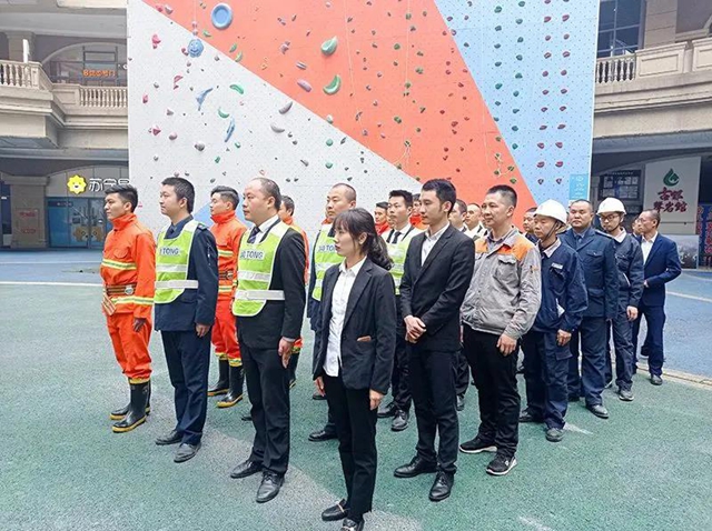 泸州佳乐世纪城消防演习|火灾不留情，防范于未“燃”！(图3)