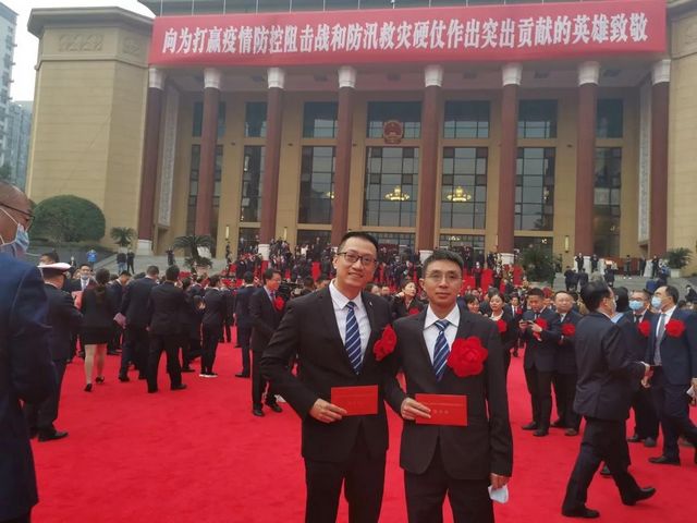泸州市人医卫茂华、钟发荣获四川省抗击新冠肺炎疫情先进个人荣誉称号(图2)