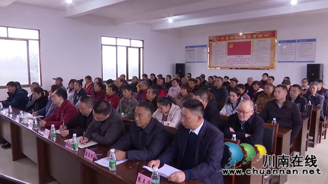 合江：县领导以人大代表身份向选区选民述职(图2)