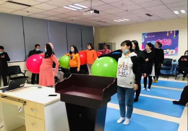 孕妈快来！专家免费讲解母乳喂养、产后康复，名额有限，抢课要快！(图2)
