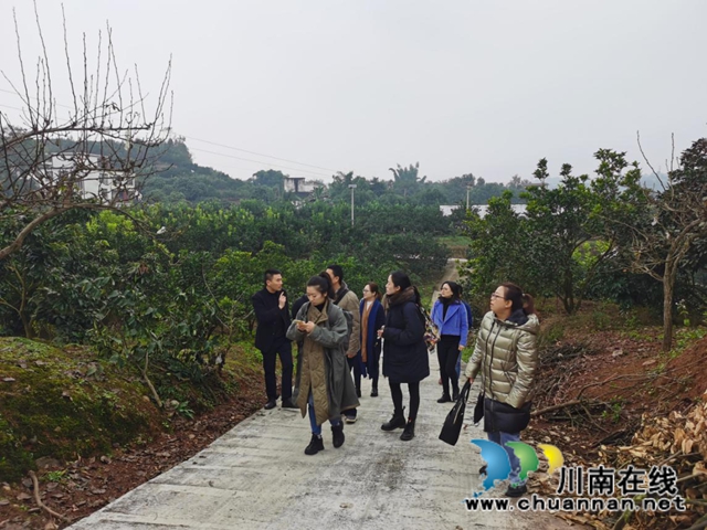 省社科院到合江调研农民工服务保障工作(图2) 省社科院到合江调研农民工服务保障工作(图2)